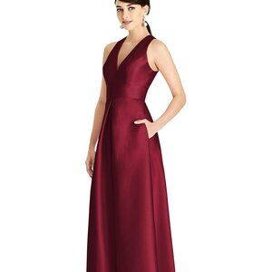 Alfred Sung 747...Sleeveless Open-Back Pleated Skirt Dress....Burgundy...Sz 4